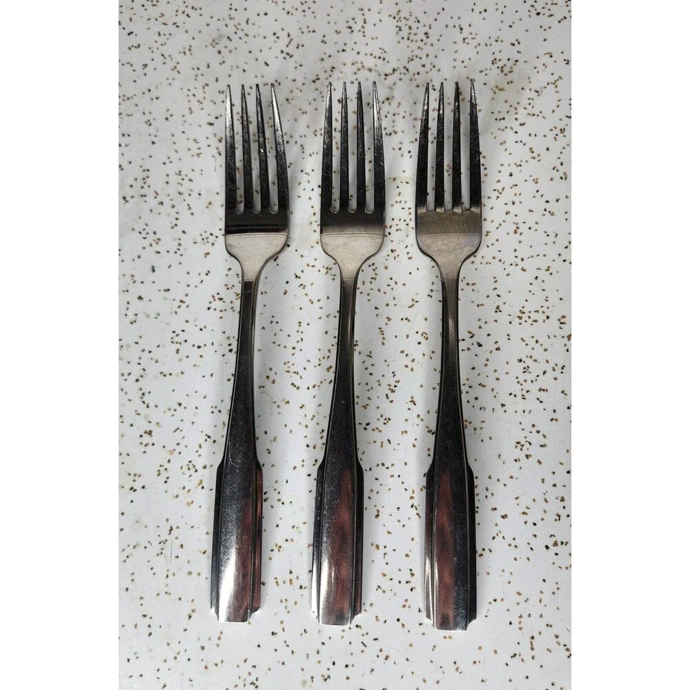 Oneida FREMONT Flatware Glossy Stainless 7 3/8